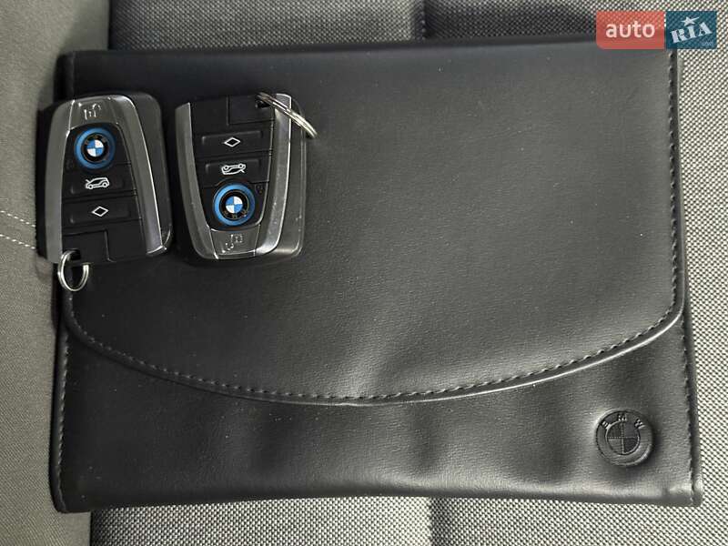 Хетчбек BMW I3 2017 в Києві фото 58 Хетчбек BMW I3 2017 в Києві