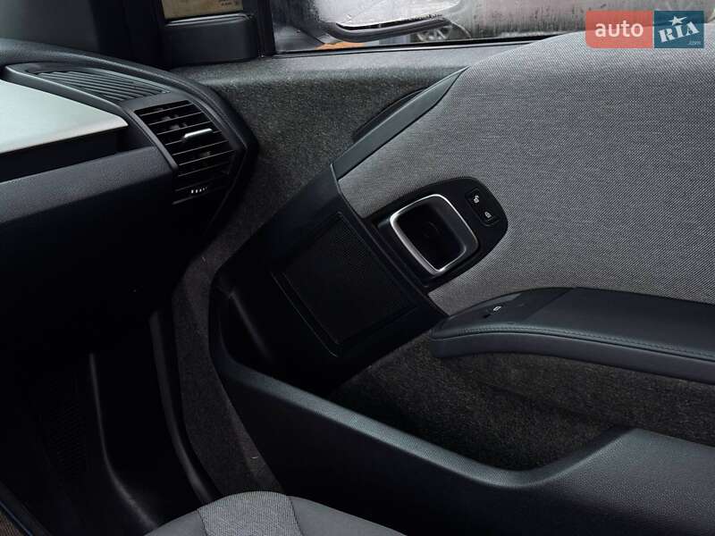 Хэтчбек BMW I3 2016 в Ровно
