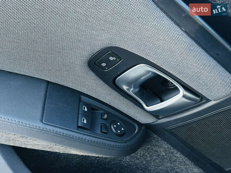 Хетчбек BMW I3 2017 в Харкові