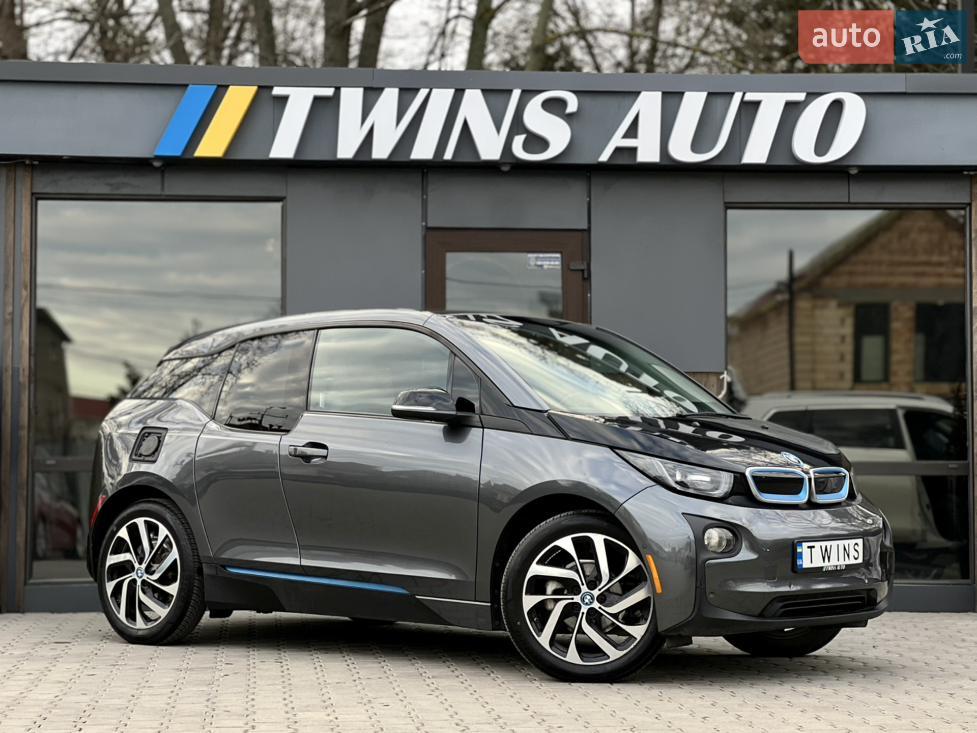2017 BMW i3 - мініатюра 17