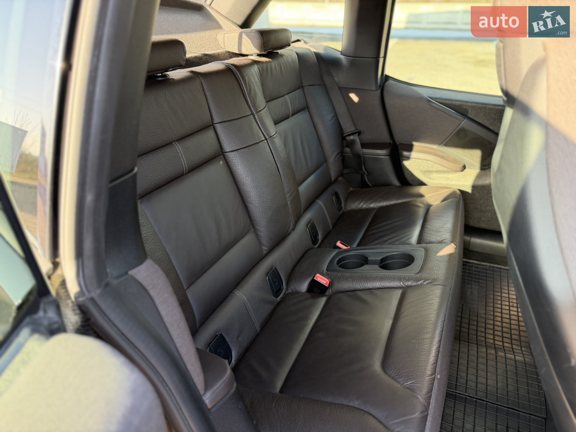 2016 BMW i3 - мініатюра 8