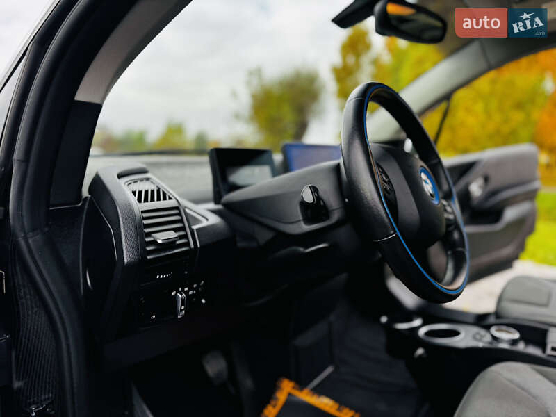 Хетчбек BMW I3 2013 в Здолбуніві фото 44 Хетчбек BMW I3 2013 в Здолбуніві
