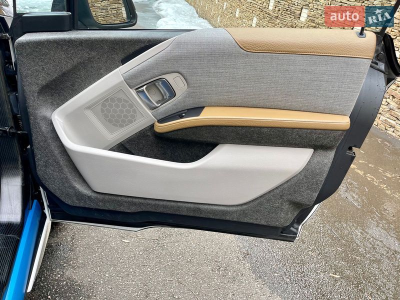 Хэтчбек BMW I3 2017 в Киеве