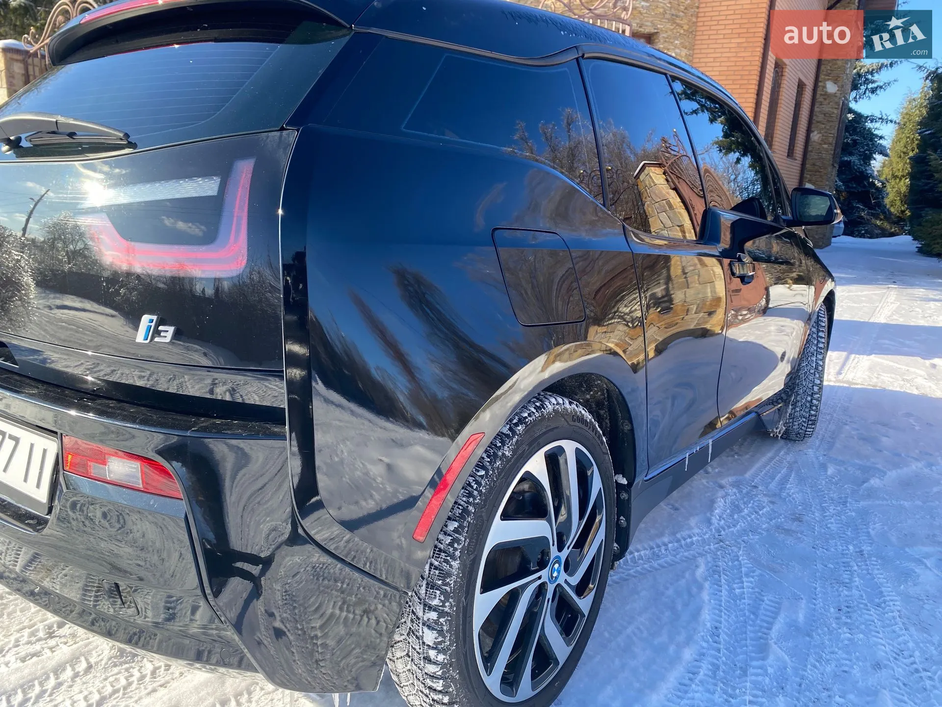 2015 BMW i3 - мініатюра 2