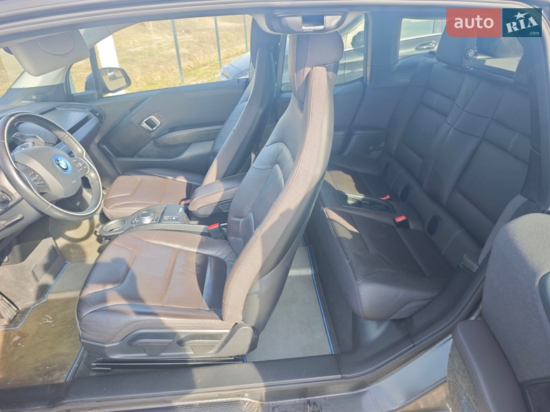 Хэтчбек BMW I3 2017 в Новояворовске