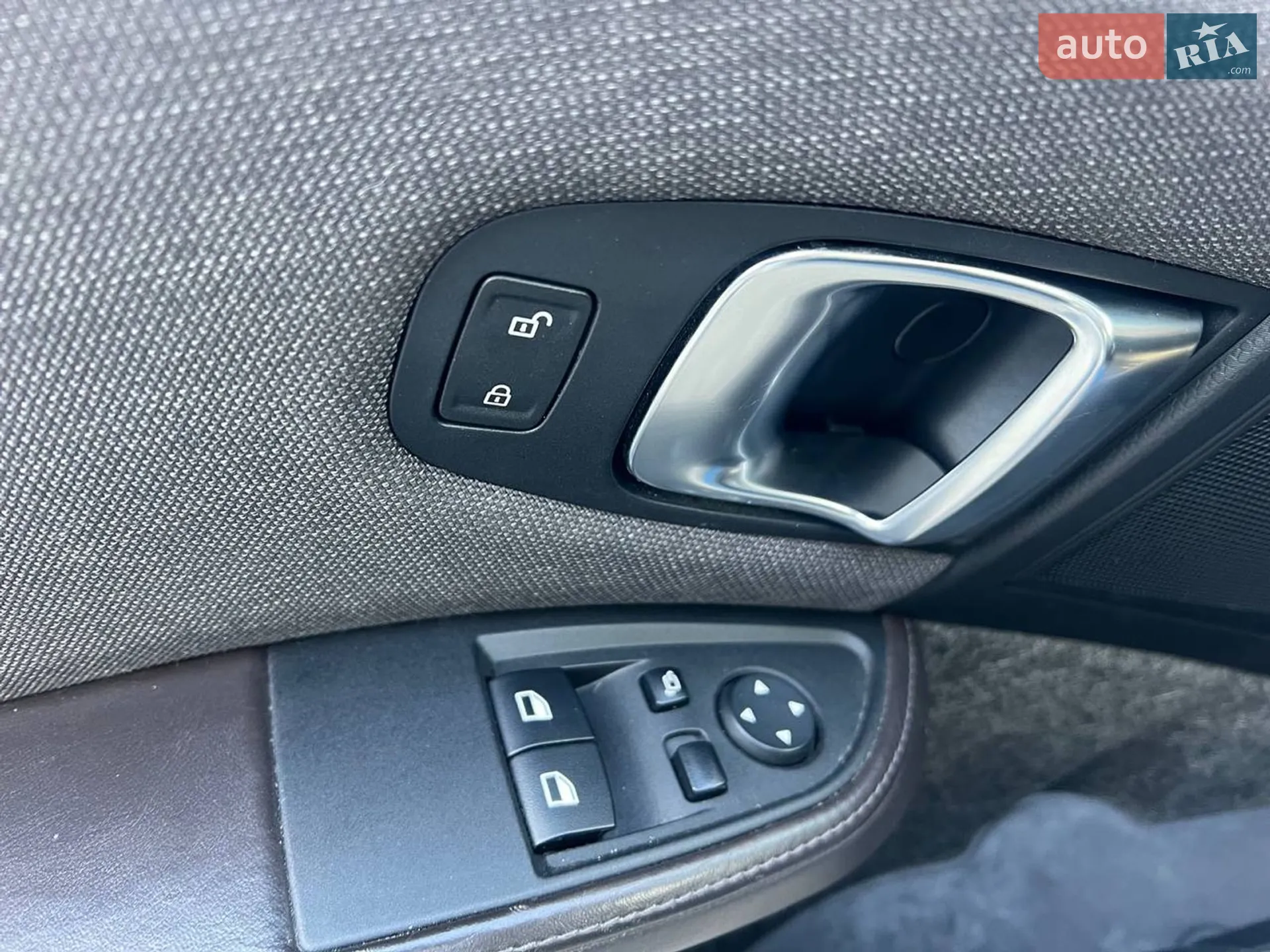 2015 BMW i3 - мініатюра 16