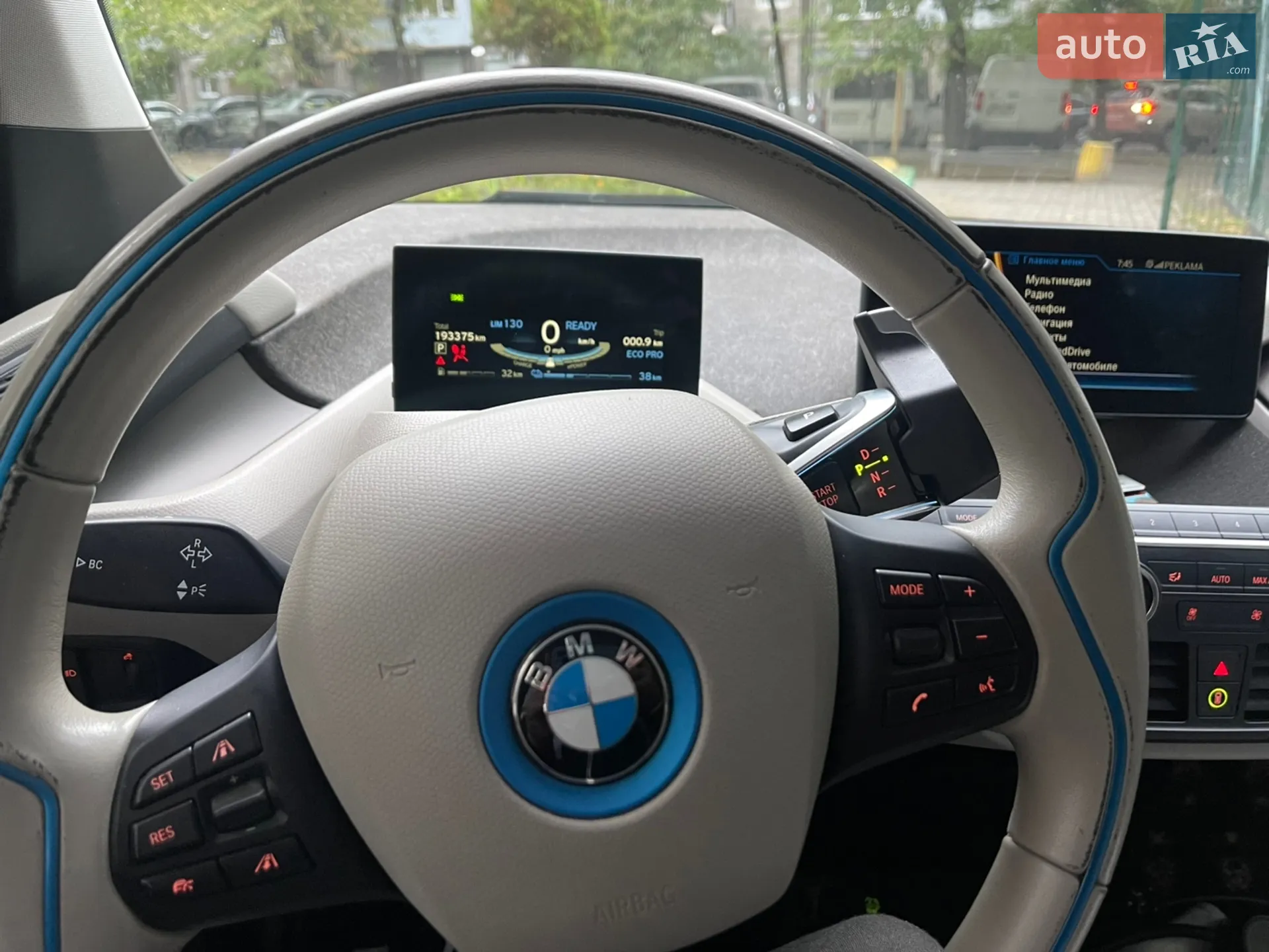 2015 BMW i3 - мініатюра 2