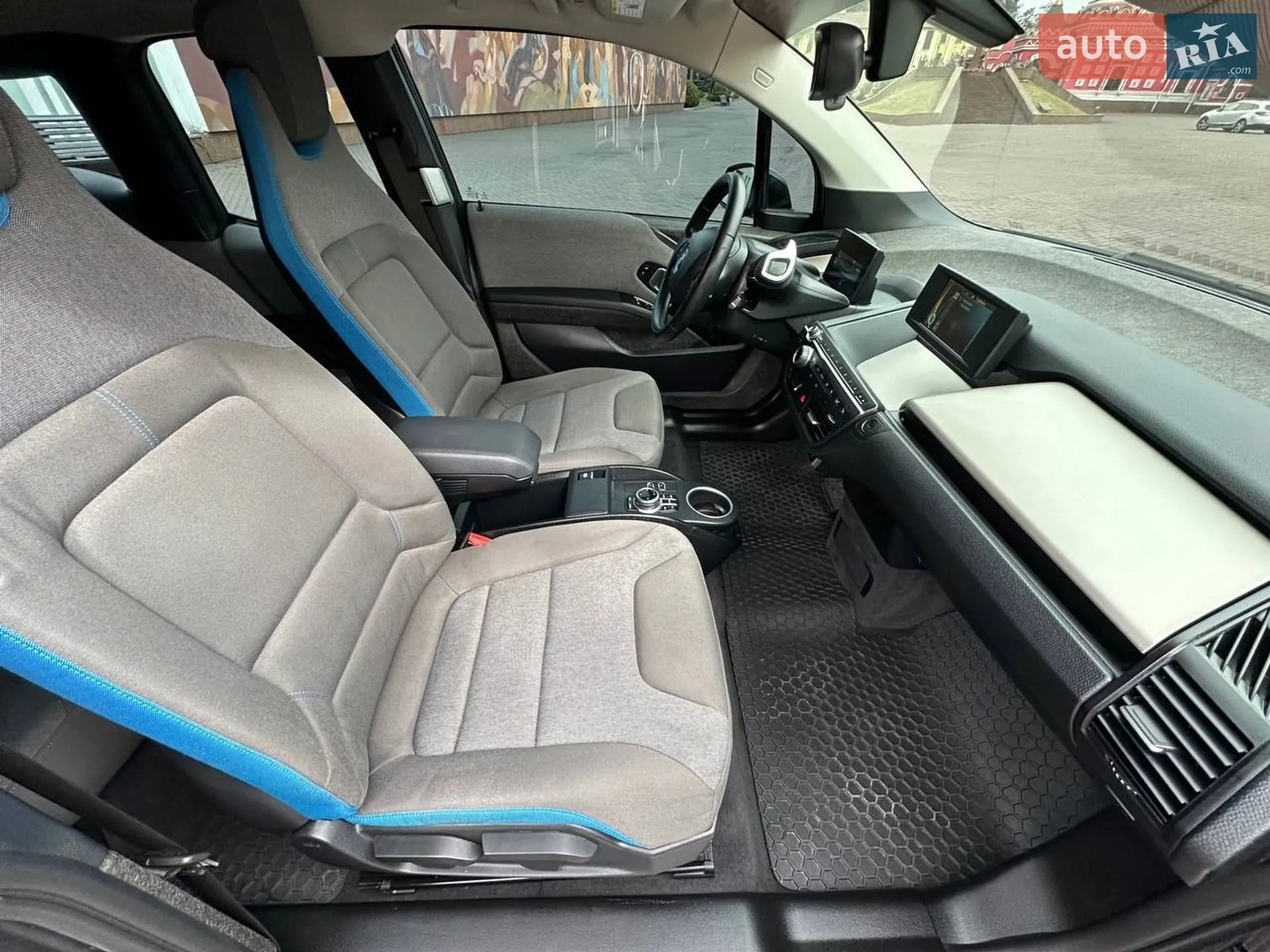 2017 BMW i3 - мініатюра 27