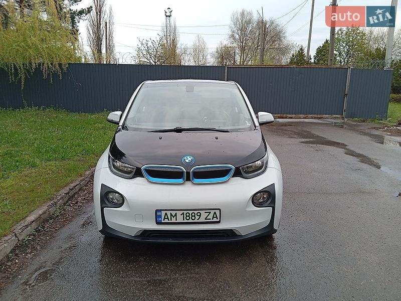 Хэтчбек BMW I3 2015 в Горишних Плавнях