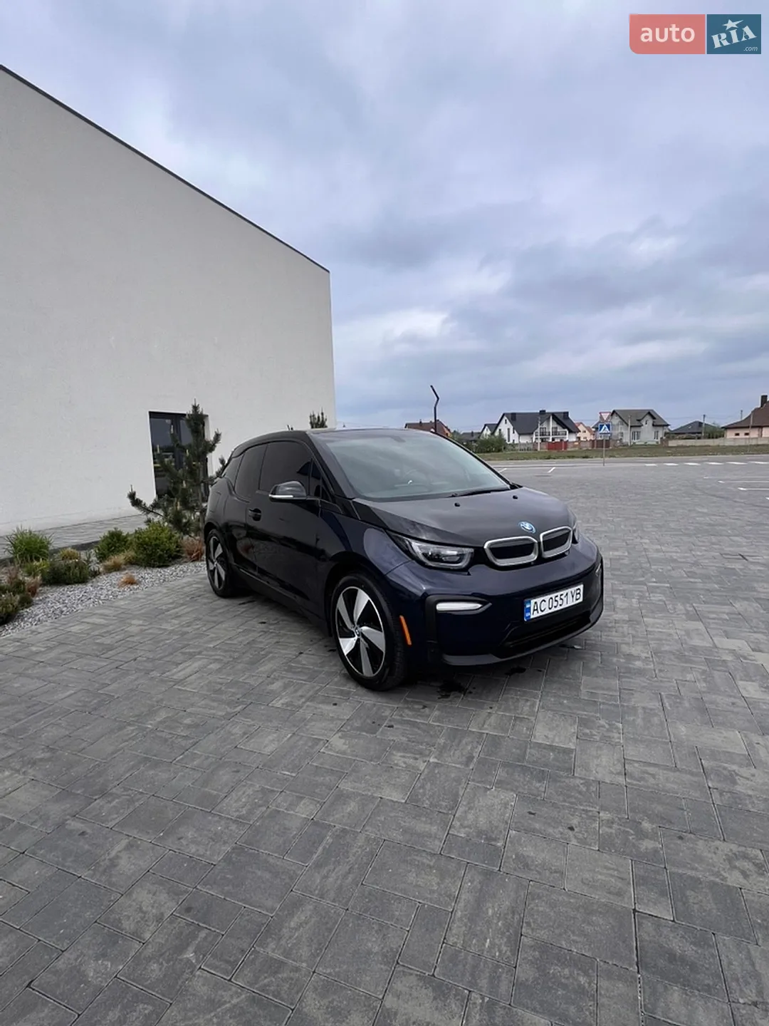 2019 BMW i3 - мініатюра 2