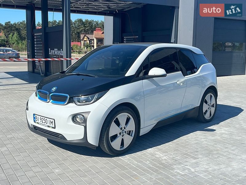 Хетчбек BMW I3 2014 в Горішніх Плавнях