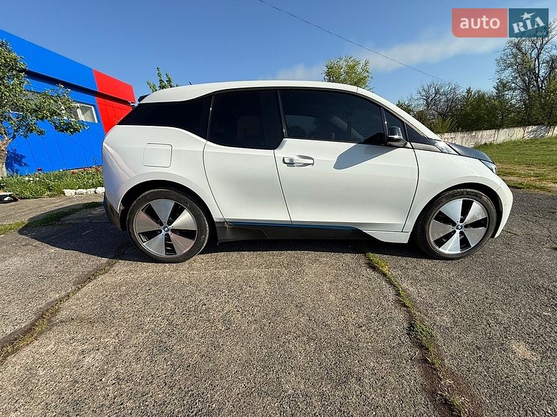 Хэтчбек BMW I3 2015 в Ладыжине