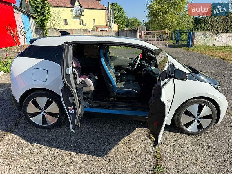 Хэтчбек BMW I3 2015 в Ладыжине