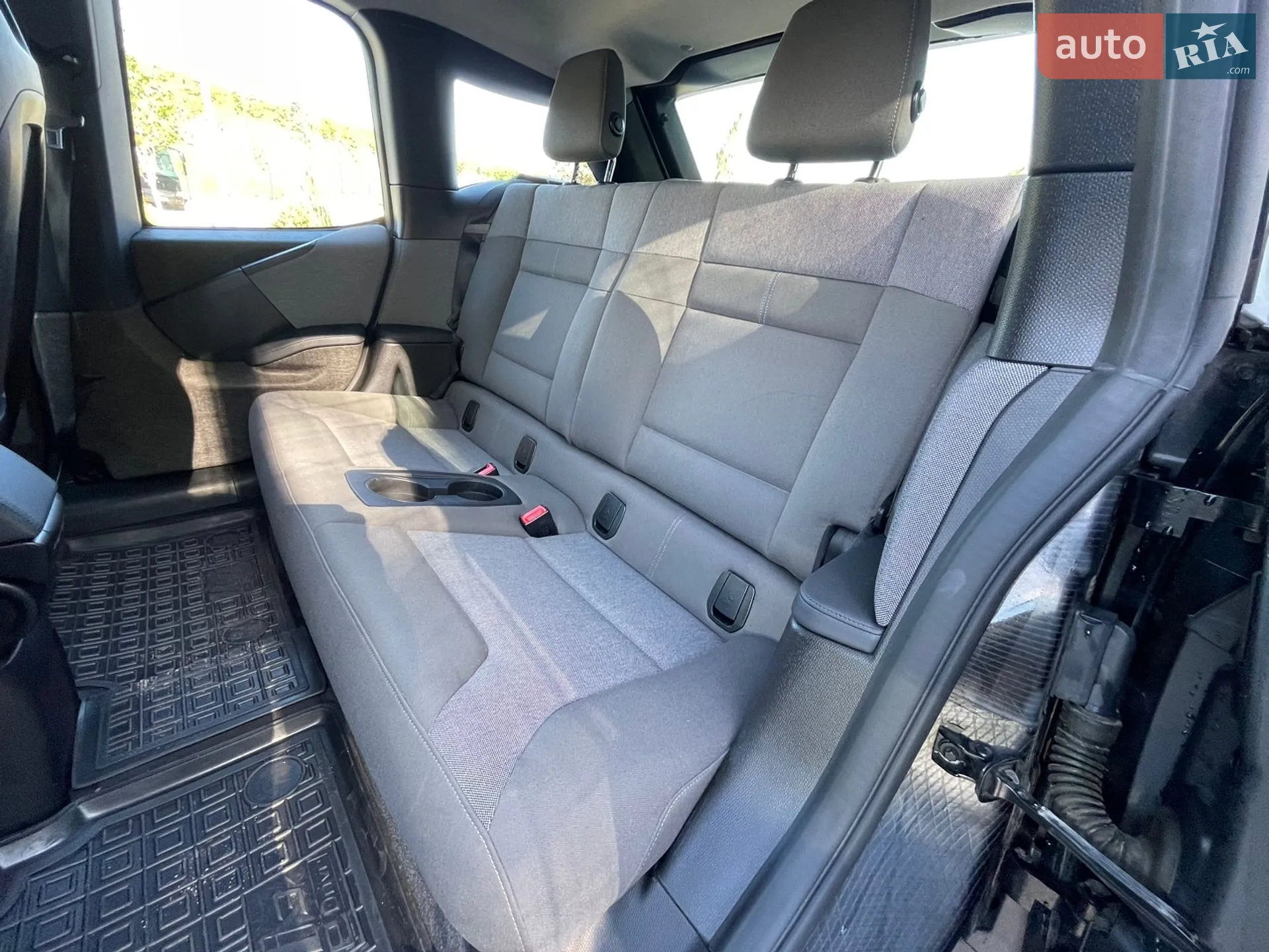 2017 BMW i3 - мініатюра 32