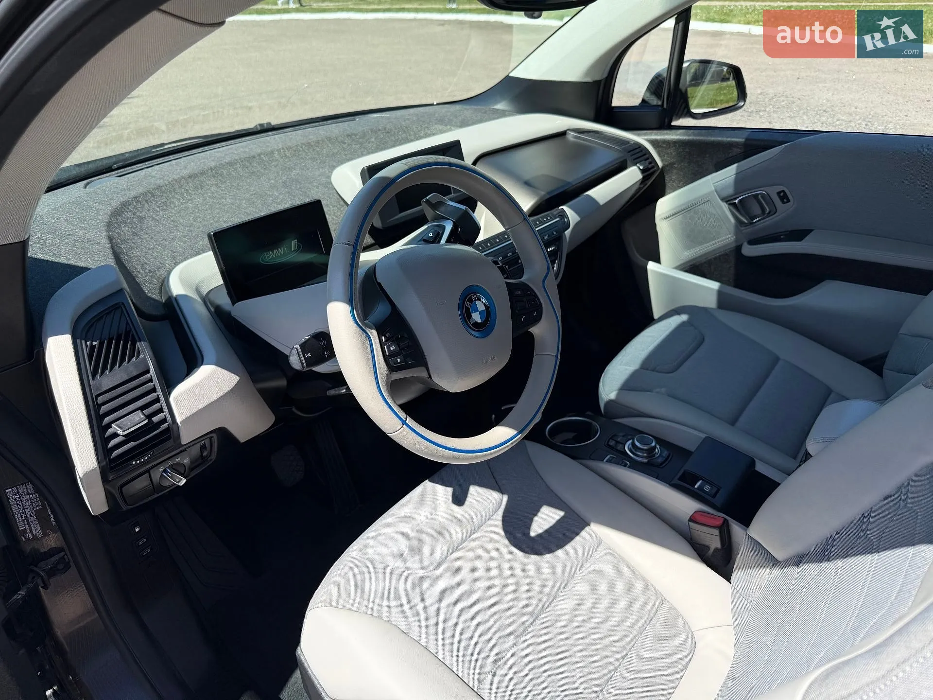 2016 BMW i3 - мініатюра 17