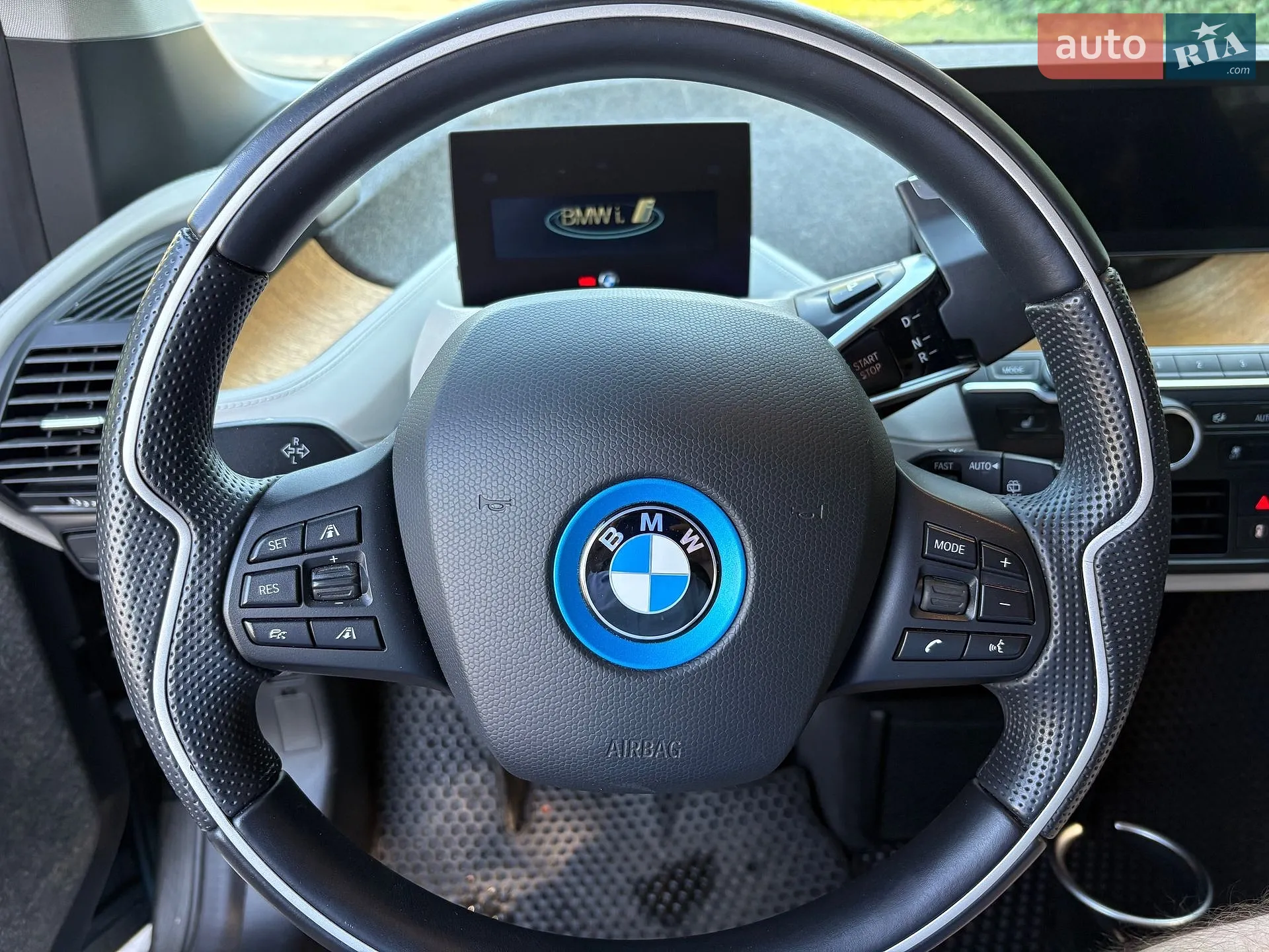 2014 BMW i3 - мініатюра 15