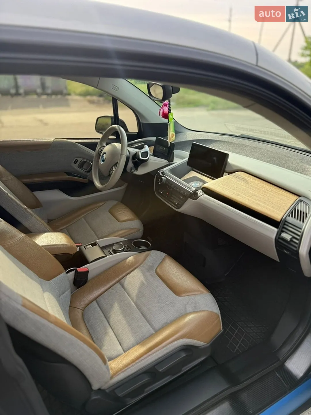 2016 BMW i3 - мініатюра 6