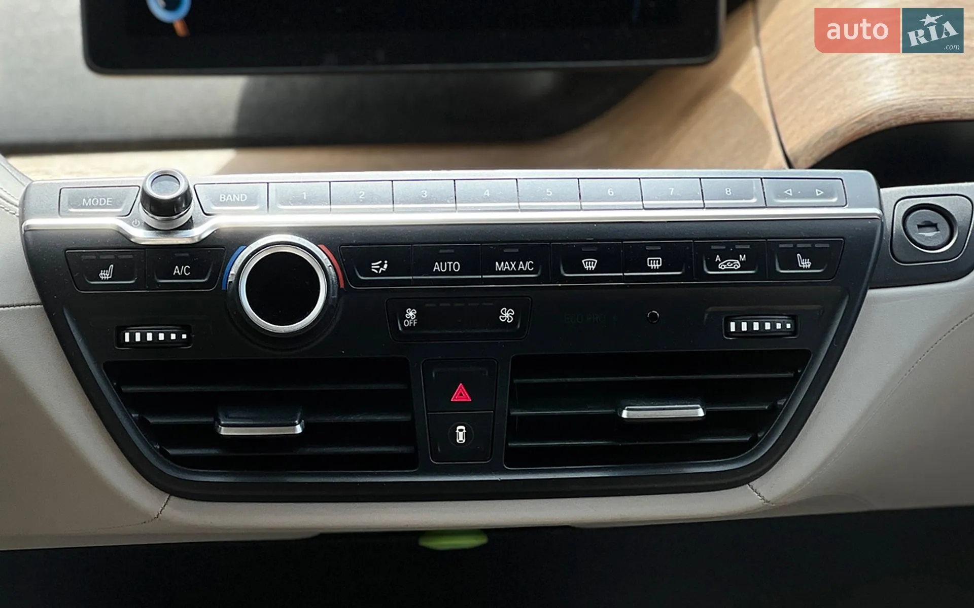 2015 BMW i3 - мініатюра 14