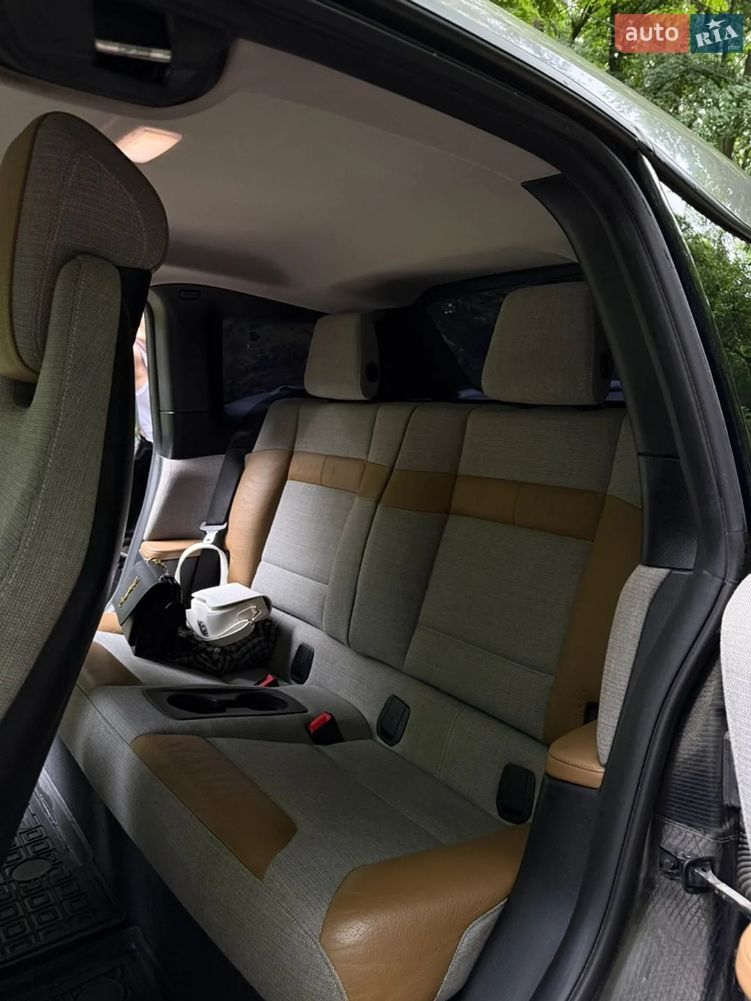 2016 BMW i3 - мініатюра 10