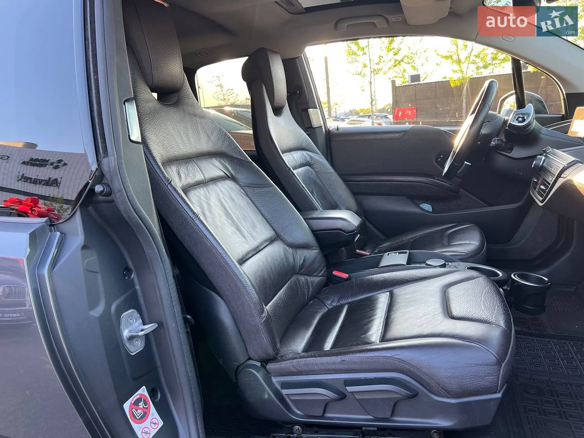 2016 BMW i3 - мініатюра 11