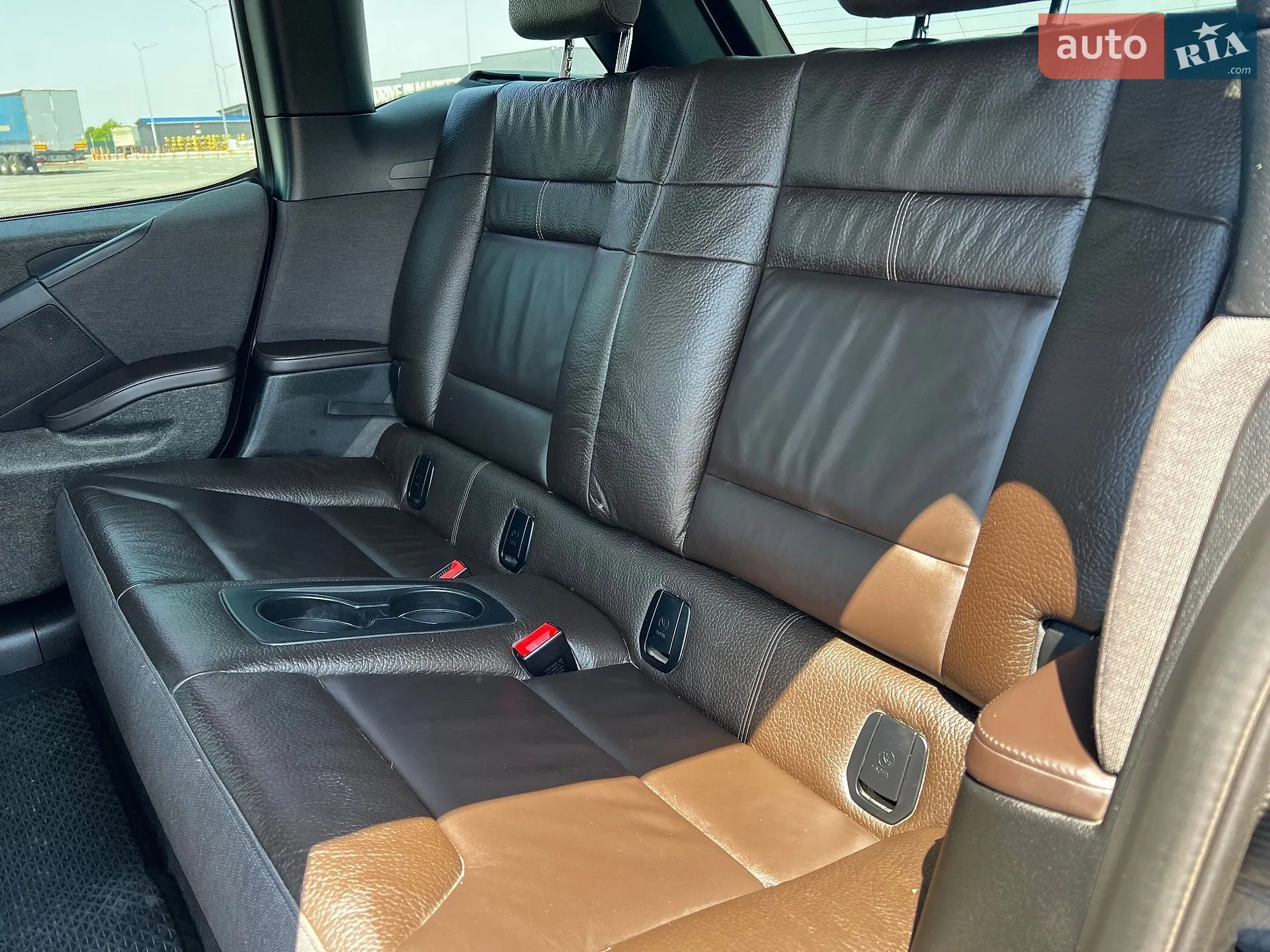 2017 BMW i3 - мініатюра 16
