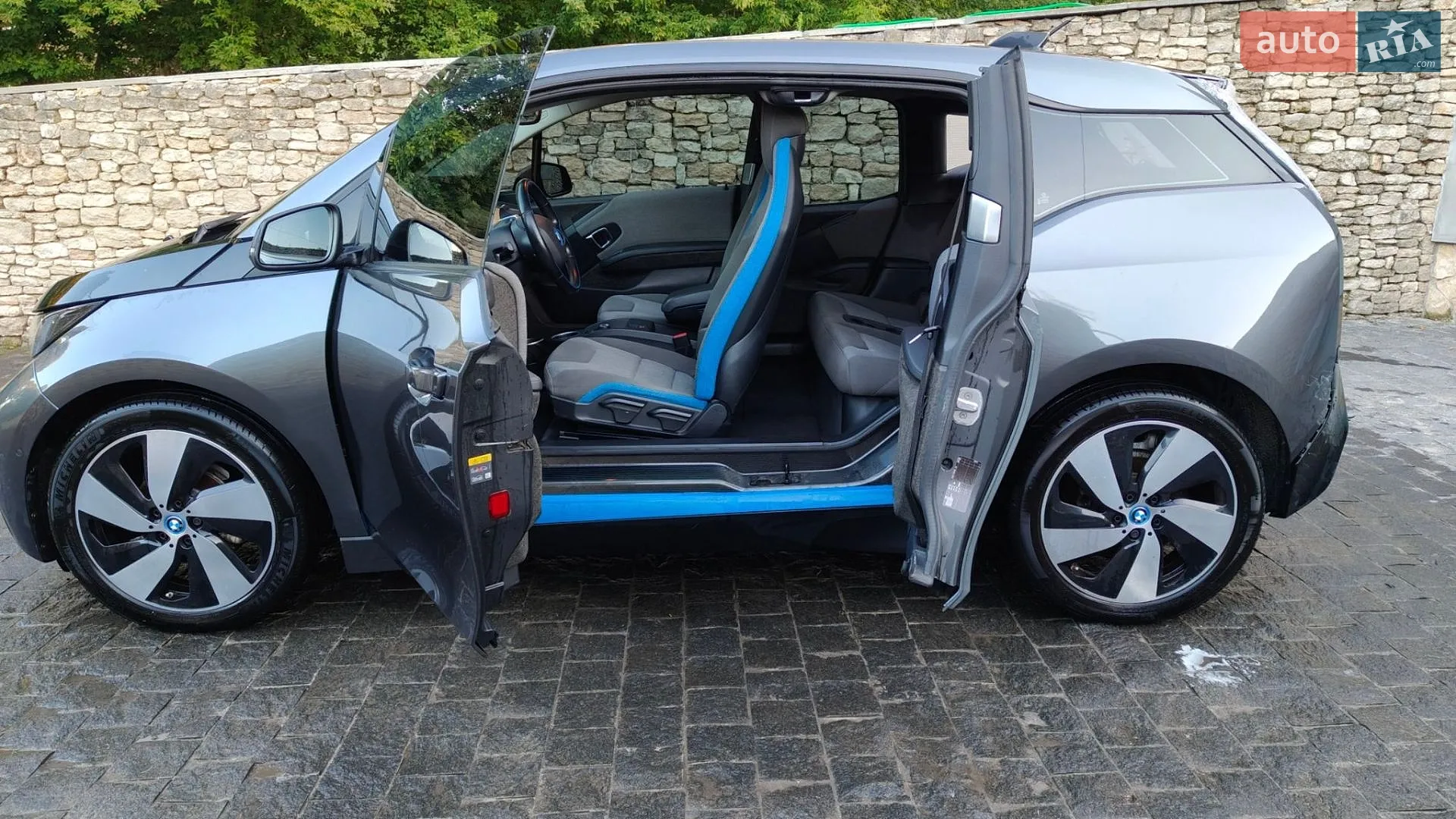2017 BMW i3 - мініатюра 17