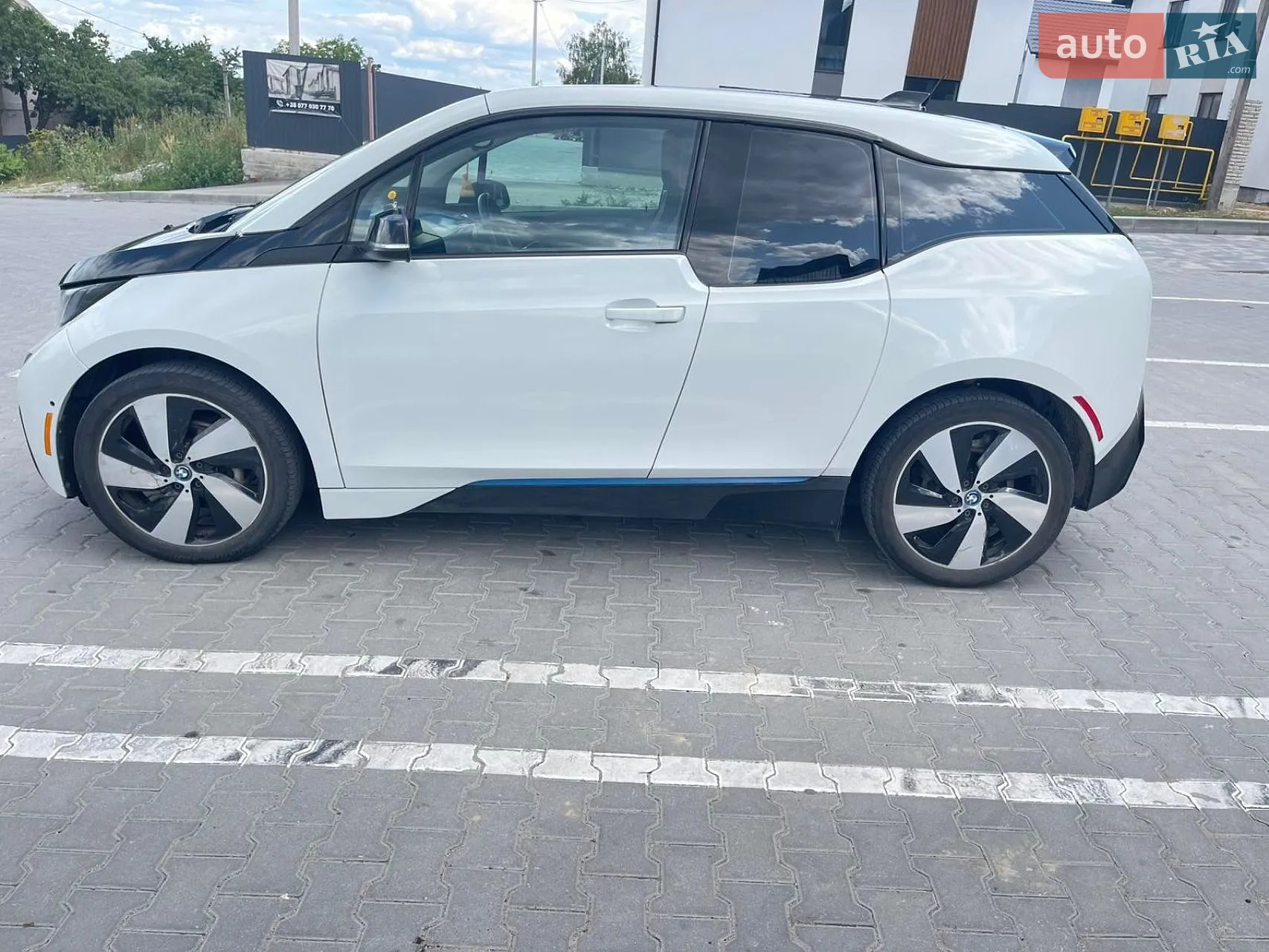 2017 BMW i3 - мініатюра 2
