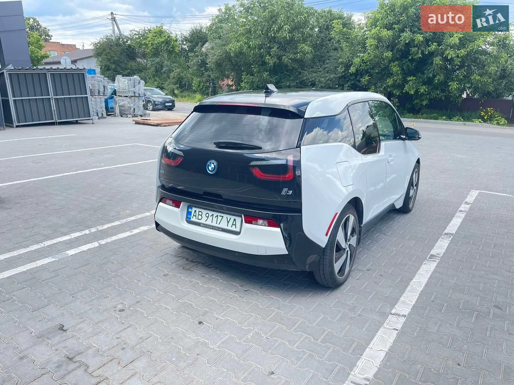 2017 BMW i3 - мініатюра 3
