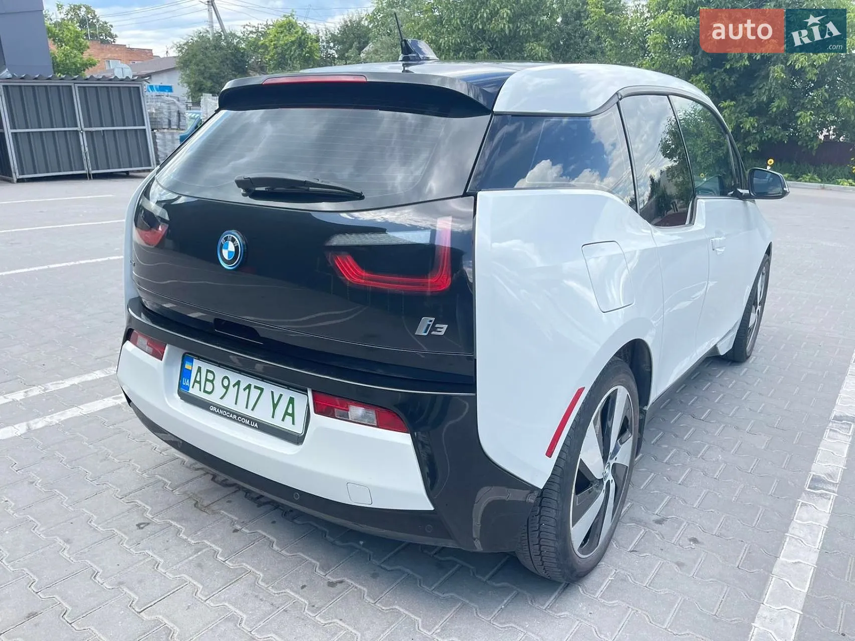 2017 BMW i3 - мініатюра 7