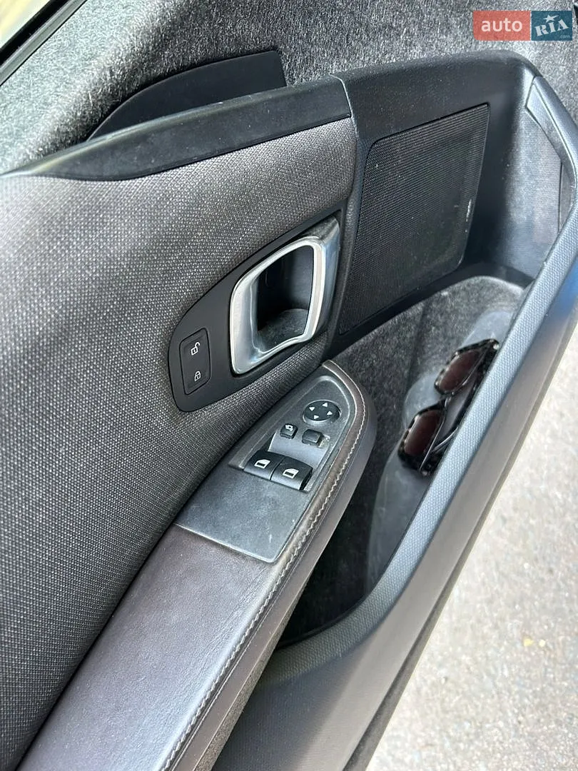 2016 BMW i3 - мініатюра 17