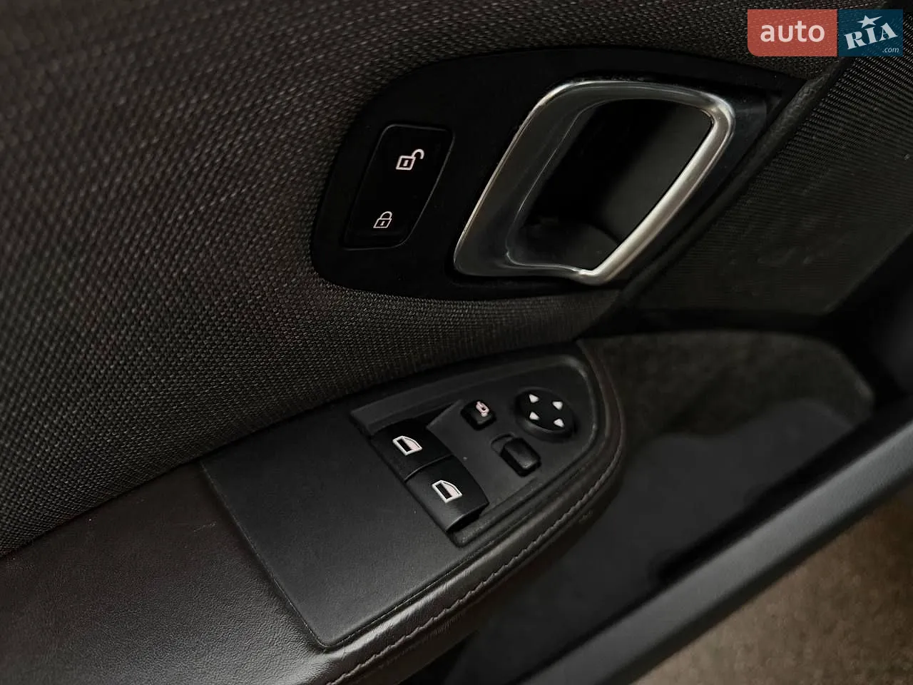 2016 BMW i3 - мініатюра 13