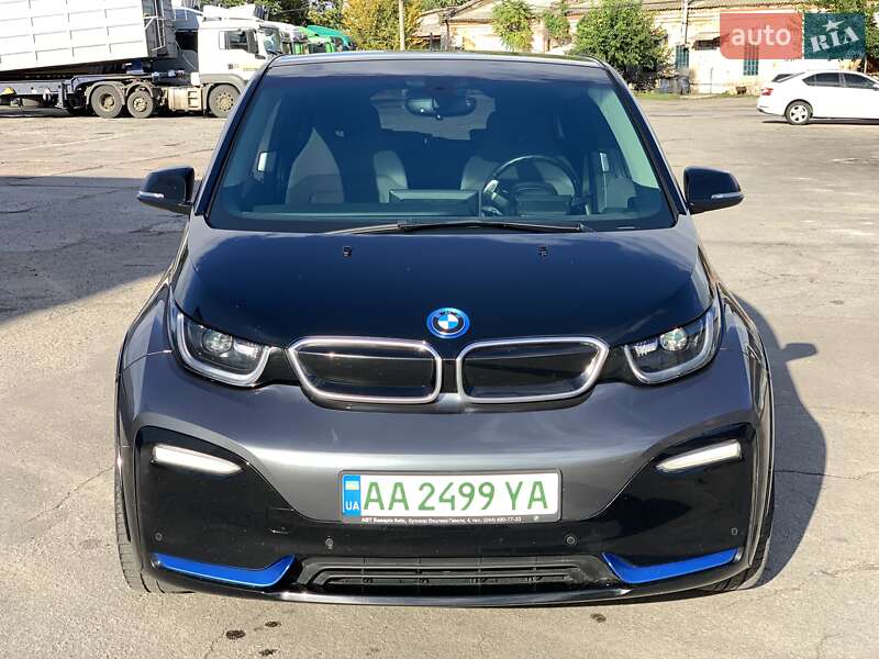 BMW i3S 2019