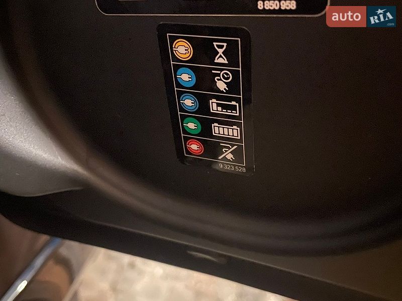 Хэтчбек BMW i3S 2022 в Киеве