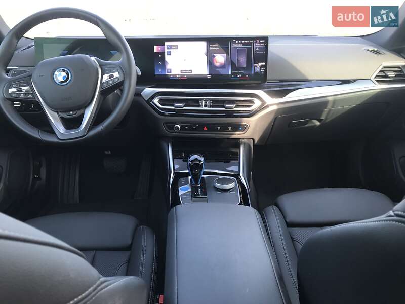 Купе BMW i4 2022 в Луцьку