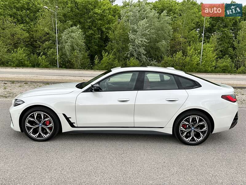 Купе BMW i4 2022 в Дніпрі