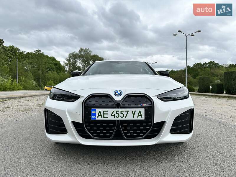 Купе BMW i4 2022 в Дніпрі