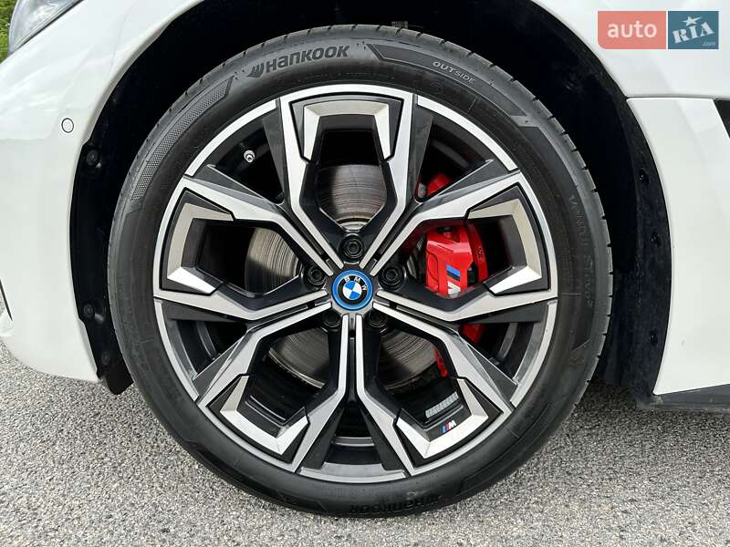 Купе BMW i4 2022 в Дніпрі