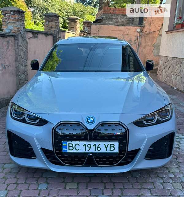 Купе BMW i4 2022 в Сокале