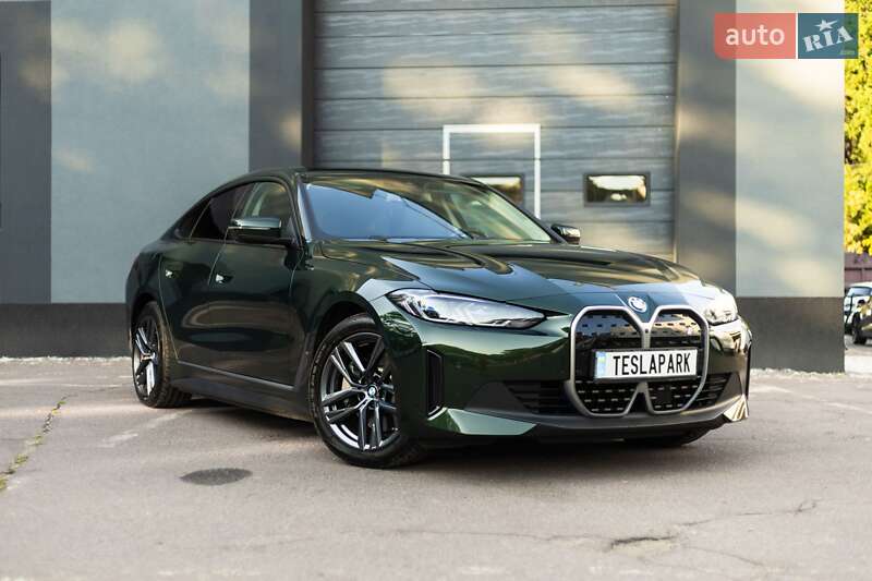Купе BMW i4 2022 в Киеве