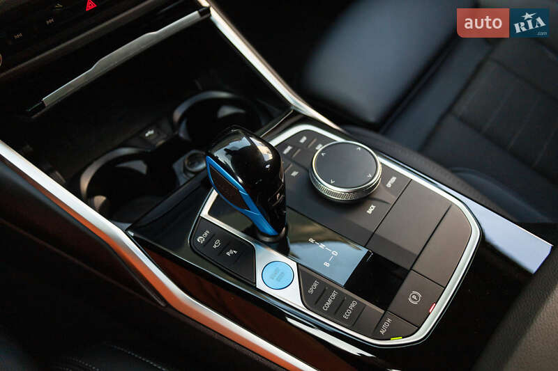 Купе BMW i4 2022 в Киеве