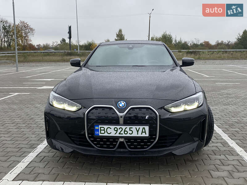 Купе BMW i4 2023 в Львове