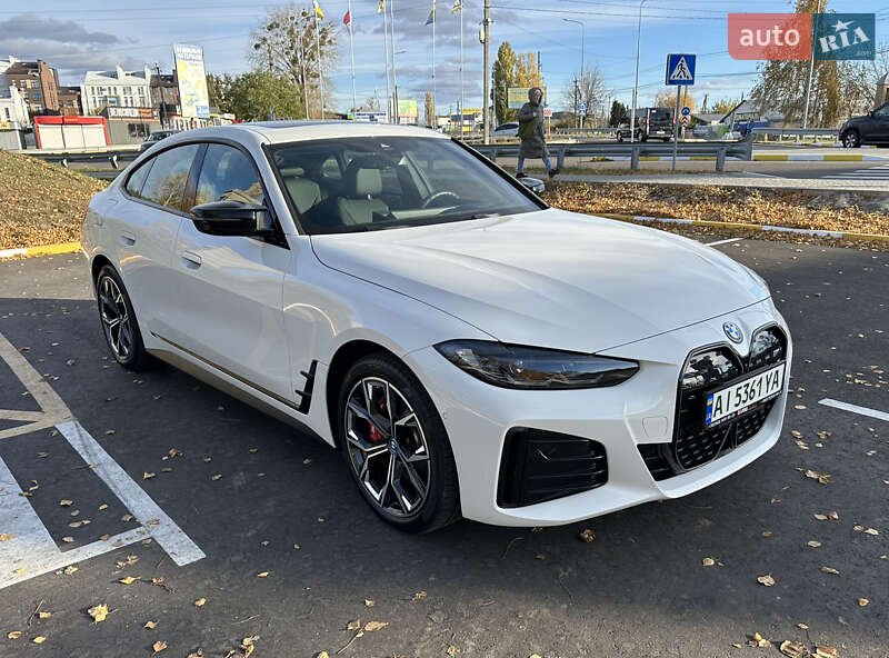 Купе BMW i4 2023 в Киеве