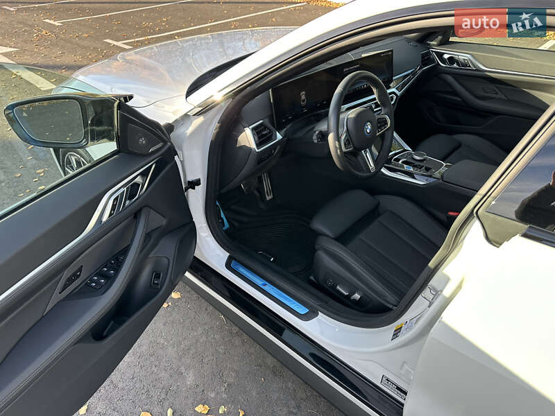 Купе BMW i4 2023 в Киеве