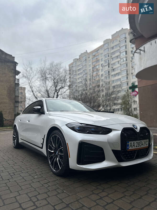 Купе BMW i4 2023 в Киеве