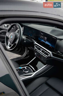 Купе BMW i4 2023 в Львове