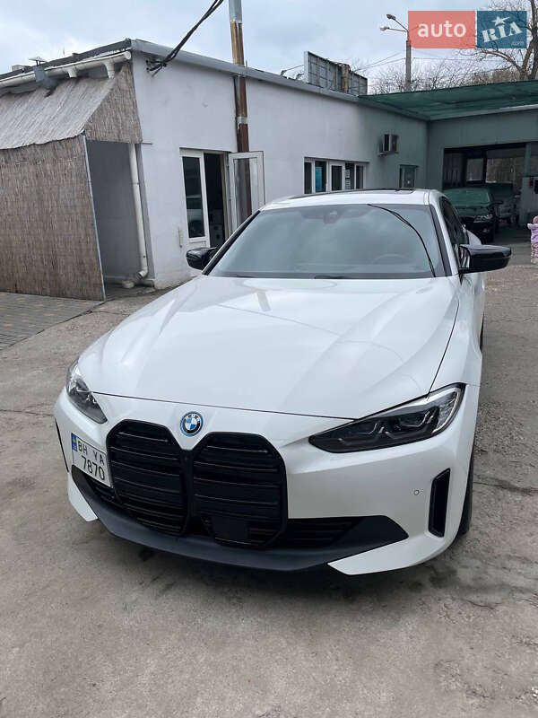 BMW i4 2023