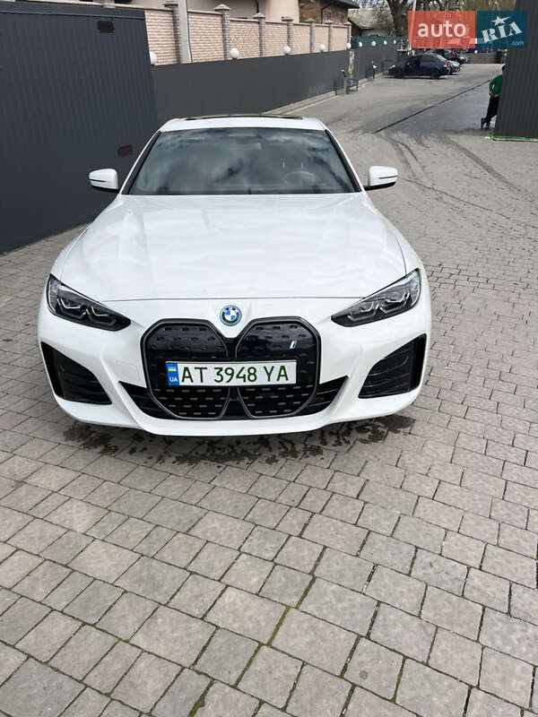 BMW i4 2023