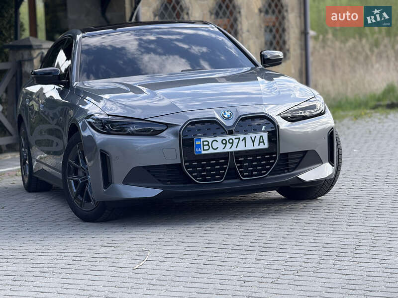 Купе BMW i4 2022 в 