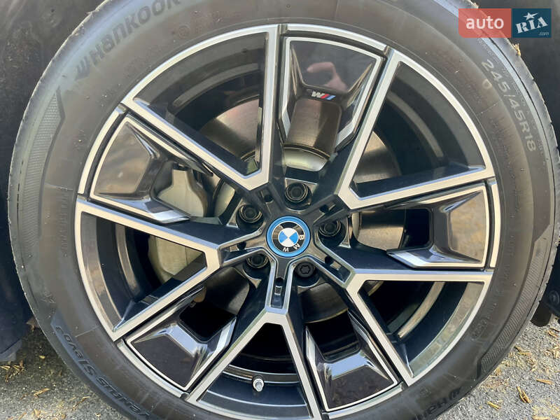 Купе BMW i4 2023 в Києві