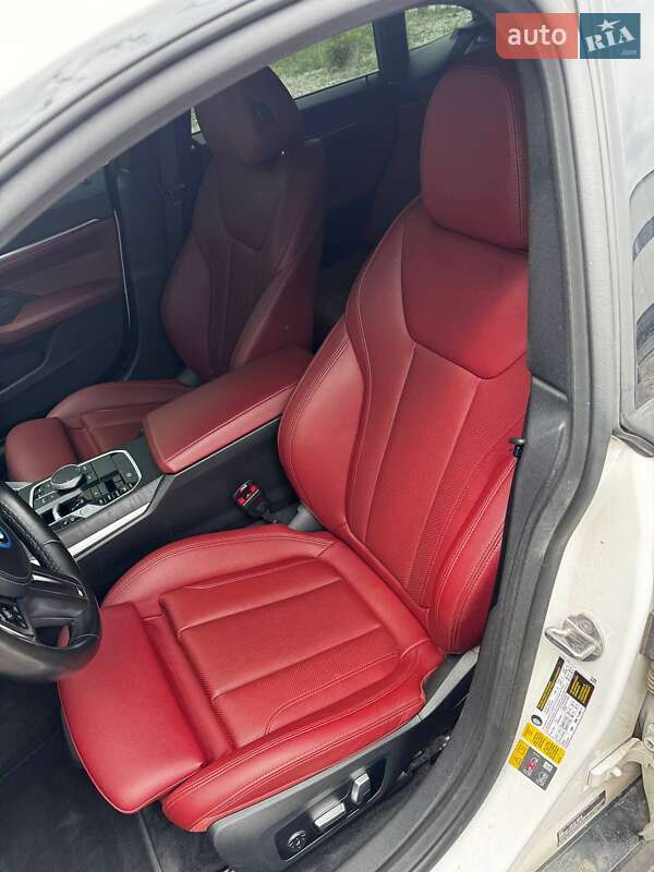 Купе BMW i4 2022 в Миколаєві